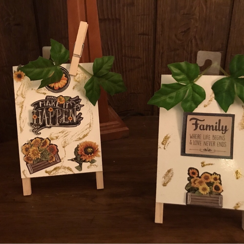 FAMILY/WOOD TABLE DECOR W/STAND/ INSPIRE/GREEN LEAVES/ WORDS/ BROWN/SUN FLOWERS